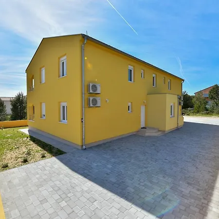 Ana Apartment Vrsi