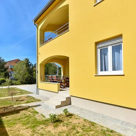 Apartment Ana Vrsi