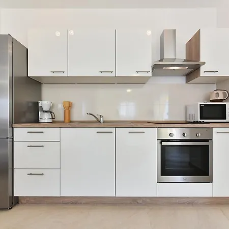 Ana Apartment *