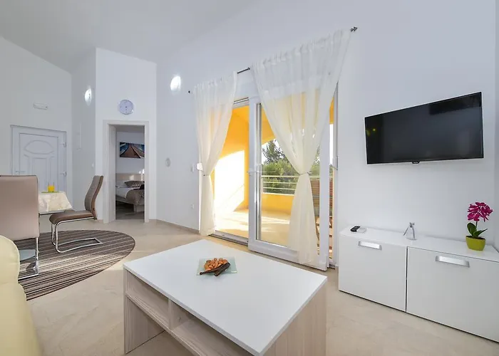 Apartment Ana Vrsi